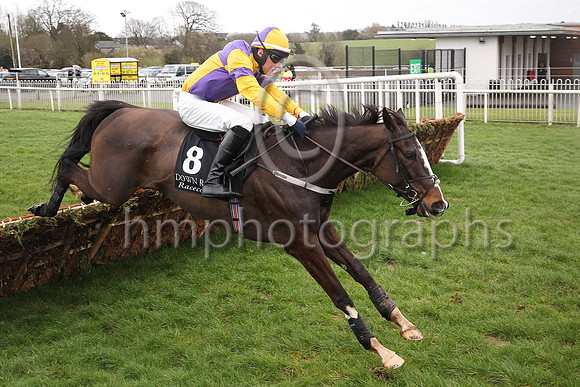01st Geneva Barracks and C Brassil ( 8 , yellow and purple qtrd ) Trainer - M Brassil , Owner - J R Brennan