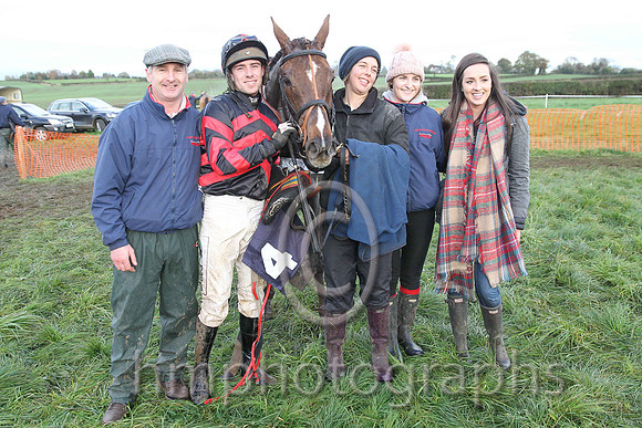 01st YOU MUST KNOW ME and B O'Neill ( 4 , RED,black chevrons; red,black chevrons sleeves; red  black qtd cap ) Trainer: D.M. Christie,, Owner : Alistair Corrigan