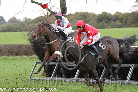 03 Gold Opera & G L Murphy - 3rd (25, red and white qtrd) - FT8E9380-35