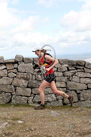 Charlotte Morgan - 8th in 1:07:57 - Carnethy Hill Running Club - CU2D2414-e