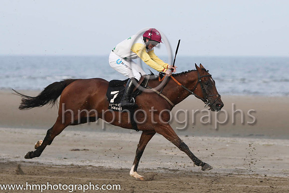 4 Usa and Mr S Crawford - - 4th (7 ,white, emerald green stars ) Trainer - S J Mahon