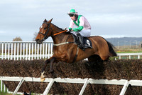 01st Goose Man and Mr Pat Taaffe7 ( 4 , pink, green chevron ) Trainer - T J Taaffe , Owner - Mrs Fitri Hay