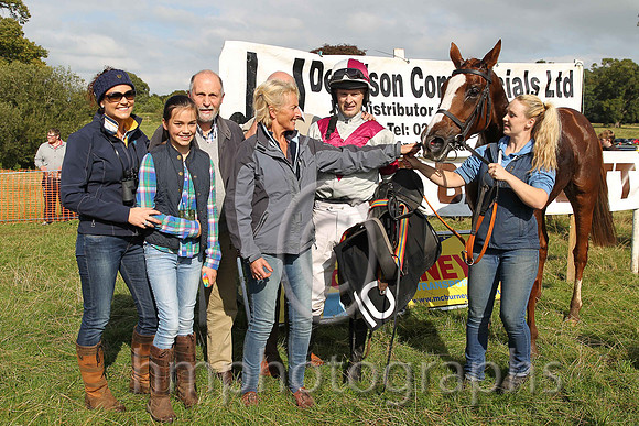 1st South Circle ( 10 , grey, maroon chevron )  M J O'Hare ( Trainer: Liam Lennon )