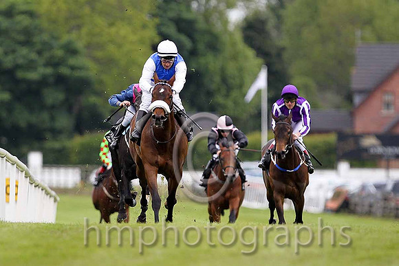 R4 - Anadolu 1st, Jockey P Shanahan  - FT8E0490-e