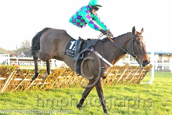 06 Rudolf & M Darcy - 6th (11, emerald green and purple diamonds ) - CU2D9829-51
