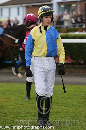 01 Little King Robin and M P Walsh - - 01st (7 ,royal blue and yellow halvd ) Trainer - Colin Bowe