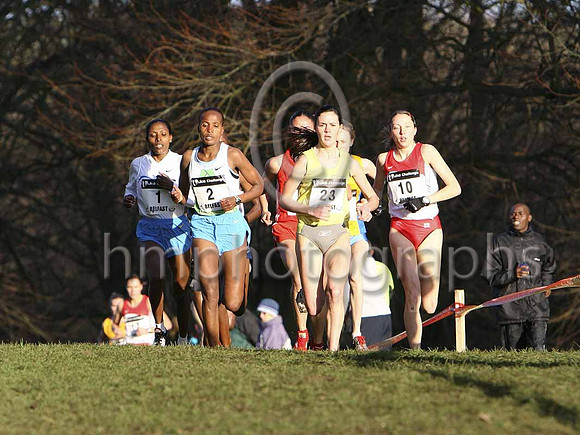Etalemehu KIdane (1) Ethopia, Winner in 19.29, Teyiba Erkesso (2) Ethopia 2nd in 19.33, Mary Cullen (23) Ireland 6th in 20.02 & Kate Reed (10) England 4th in 19.45 - IMG_6697-e3a4j
