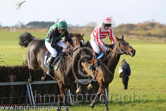 03 Micks Benefit & J J Symth - 3rd (14, black, green sash) & 09 Militant Monk & Paul Power - 9th (2, white and red hoops) - FT8E0771-53