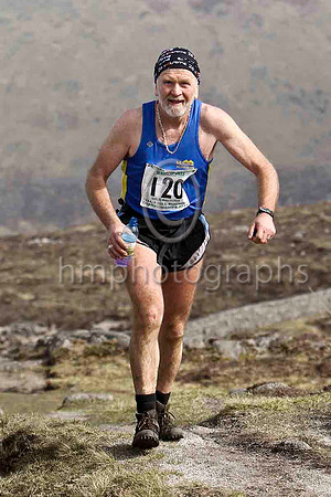 Willie John Brown - Mourne Runners - 131st in 3.43.58  -FT8E1871-e