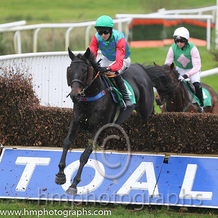 01 Kashline and M P Walsh - - 01st (1 ,Green abd dark green check, red sleeves ) Trainer - Colin Bowe