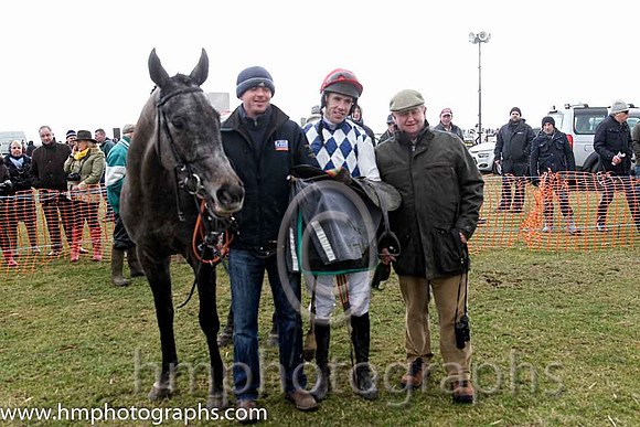 01st Fagan ( 1 )  Derek O'Connor - Trainer: I R Ferguson - navy and white diamonds