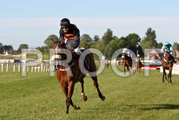 Dreux 3rd Jockey P T Enright - CU2D0167-e