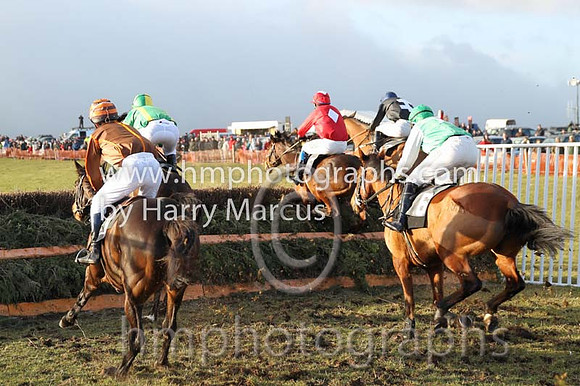 01 Oscar Day (6)  J J Codd - Trainer : Peter Maher, Green, white star