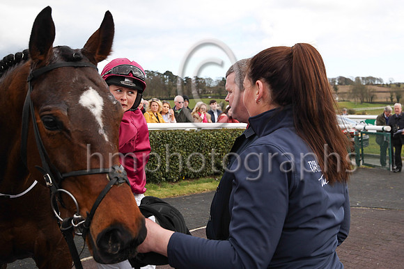 01st Isodon and Katie O'Farrell ( 2 , maroon, white star ) Trainer - G Elliott , Owner - Gigginstown House Stud