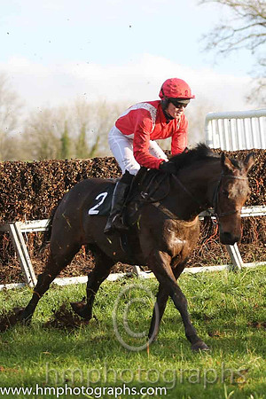 04 Serena Circle and M Stinson - - 04th (2 ,red, white braces ) Trainer - Ross O'Sullivan