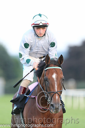 01 Manalapan & C D Hayes - winners (2, grey , dark green spots on sleeves)  - CU2D8688