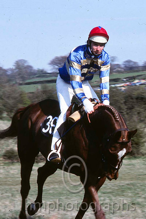 Ballylummin Boy (38, Purple and Gold stripes, red cap) - IMG_0002-e2