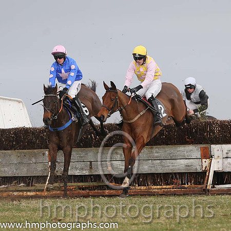 08th PU Hopefordebest ( 6 )  B O'Neill - Trainer: Colin Bowe - blue, gold star and 06th Infantry Soldier ( 12 )  P D Collins - Trainer: Warren Ewing - yellow and pink check