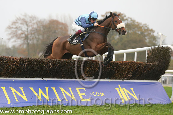 02 Wonderful Charm and Sam Twiston-Davies - - 02nd (3 ,light blue, dark blue shevrons ) Trainer - P F Nicholls