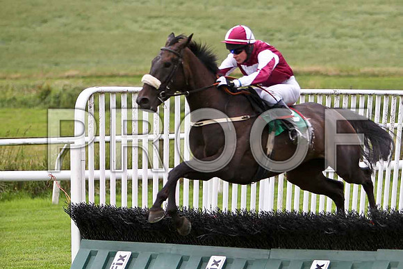 Booty Queen 8th, P A O'Sullivan - CU2D0857-e