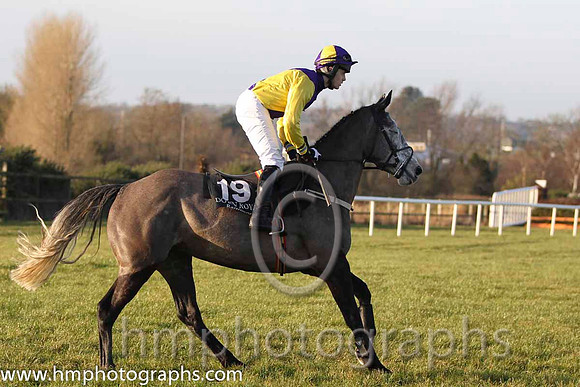 09 Whinstone Dani & R P Treacy - 9th (19, purple and yellow diabolo) - FT8E1752-12