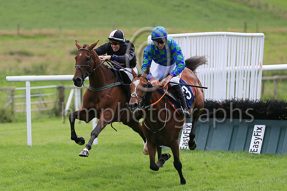 02nd I Don't Get It (1 , black, pink cross ) Jockey: J J Slevin , Trainer: Neill McCluskey
