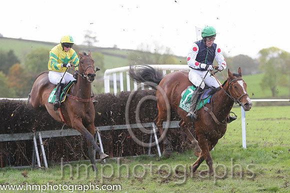 08th Tick Tock Tim and Paul Power - PU - 08thth (9 ,emerald green, yellow star ) Trainer - V L Halley  05th Tailor's Gold and J P O'Rourke - - 05thth (7 ,dark blue, emerald green seams ) Trainer - Tom