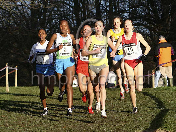 Etalemehu KIdane (1) Ethopia, Winner in 19.29, Teyiba Erkesso (2) Ethopia 2nd in 19.33, Mary Cullen (23) Ireland 6th in 20.02 & Kate Reed (10) England 4th in 19.45 - IMG_6701-e3a4j