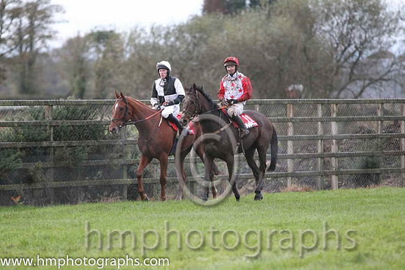 03 Adamstown & Mr W Thompson - 3rd (1, black and white qtrd) & 08 - FT8E0547-18
