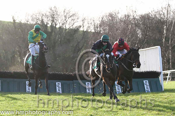 06 Without Wings & B T O'Connell - 6th (11, black, emerald green sash) & 04 Miss Island & P D Kennedy - 4th (7, red and black hoops) - FT8E1234-59
