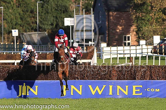 01st Valseur Lido and R Walsh ( 7 , maroon, white star, blue cap ) Trainer - H de Bromhead , Owner - Gigginstown House Stud