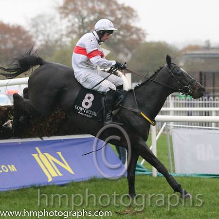 07 London Bridge and N P Madden - - 07th (8 ,white, red hoop ) Trainer - N Meade
