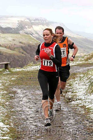 Adele Neill , Larne AC - 3rd woman in 44.12 - FT8E8165-e