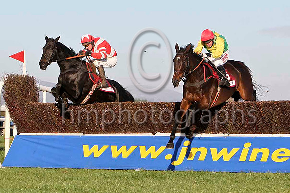 The Nightingale , 3rd - Jockey P Carberry - & Sizing Europe , 2nd - Jockey A E Lynch - FT8E7005-e2