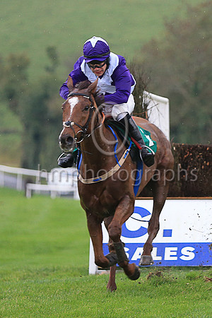 01st Better Back Bob and R C Colgan ( 2 , purple, white cross sashes ) Trainer - N McKnight , Owner - Philip Boyd