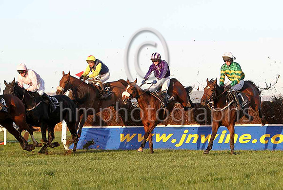 Pink Suitcase 7th , Cottage Oak 3rd , Francis Du Mesanl 6th & Moville 5th - - FT8E6709-e