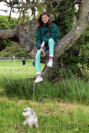 Grace Whaley of Irvinestown finds a comfortable seat to watch the Point to Point  - CU2D2206-Edit-21