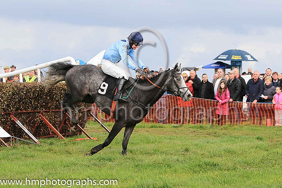 01st RAMORE WILL and N McParlan ( 9 , LIGHT BLUE,navy large spots; light blue sleeves; navy cap ) Trainer: I. R. Ferguson,, Owner : William Porter