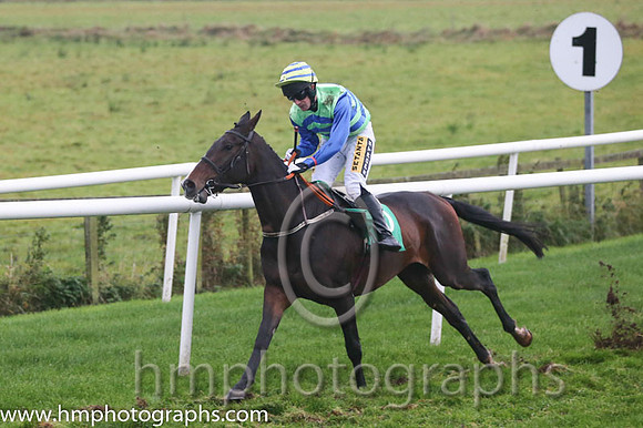 07 Move To The Groove and Mr B O'Neill - - 07th (9 ,Blue and white chevrons ) Trainer - Colin Bowe