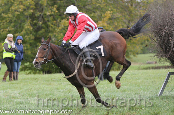 04 Emmas Rainbow and M McConville - - 04th (7 ,red and white stripes ) Trainer - Stephen McConville
