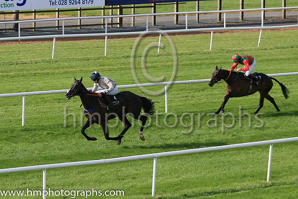 01st Dovlator and P.J. O'Hanlon(2) (4 ,beigr, blue seams ), Trainer:Dermot Anthony McLoughlin , Owner:Mrs Fidelma Toole