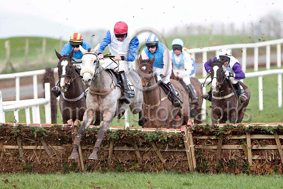 Station Line & Mr D G Lavery - winner -CU2D0052-e