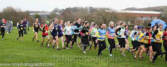 Start of the Women's and Veteran Men's Race at the Malcolm Cup at Ballyclare