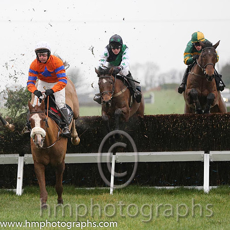 09 Soweheard and Colin Bolger - P - 09th (5 ,orange, royal blue star ) Trainer - Gordon Elliott  06 Shershewill and Jody McGarvey - - 06th (7 ,dark blue,emerald green sash ) Trainer - aaron Stronge  0