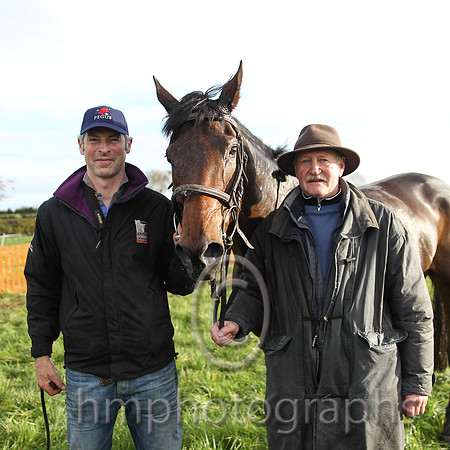 01st BILLY BILLY and B G Crawford ( 2 , BLACK; black,red spots sleeves; black  red hooped cap ) Trainer: S.R.B. Crawford,, Owner : W. Andrew Cromie