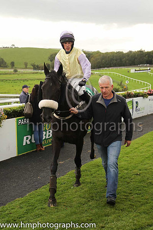 01st Mister To Mister and Brian Hayes ( 8 , yellow, mauve sleeves ) Trainer - B Arthey , Owner - C Gault