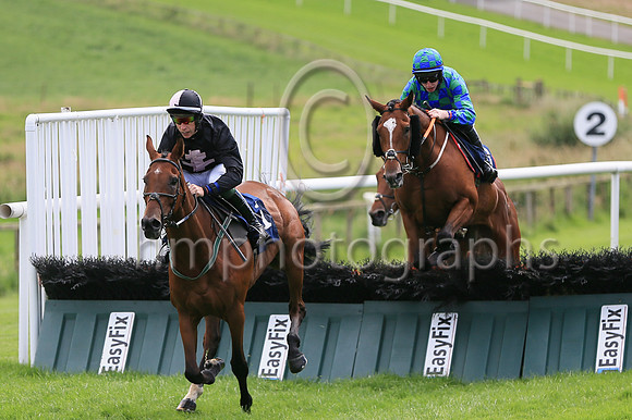 01st Ebasari (3 , green and blue check ) Jockey: Jack Kennedy , Trainer: Gordon Elliott