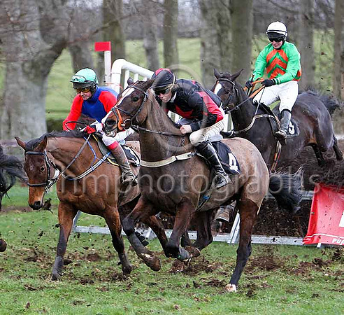 Sixth Race - Glenariffe, Maypole Dancer & Out of the Shade- CU2D7183-e