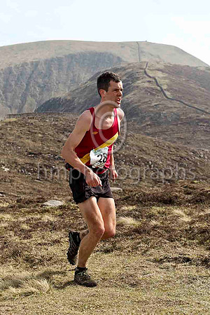 Graham Pearce - Pudsey & Bramley AC - 4th in 2.10.47 -CU2D4218-e