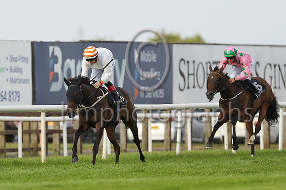 02nd Free To Party (5 , pink , green stars ) Jockey: B M Coen , Trainer: J P Murtagh